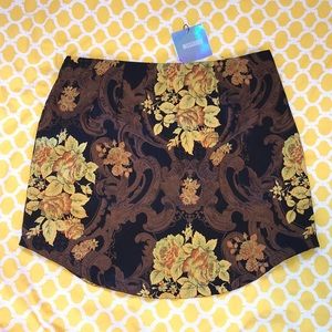 MISSGUIDED Curve Hem Jacquard Mini Skirt